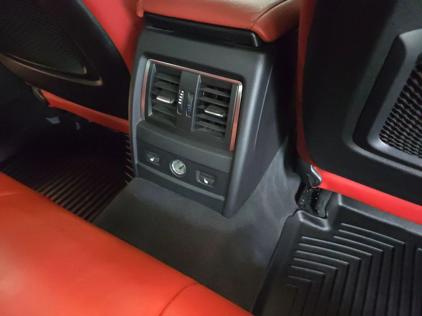 2018 Bmw 3 Series - Image 29
