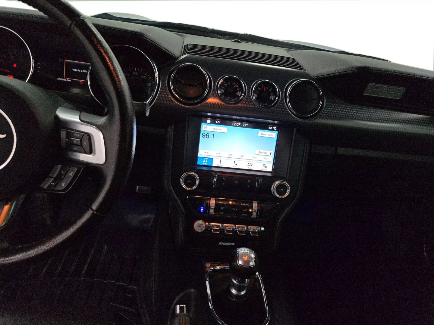 2017 Ford Mustang - Image 14
