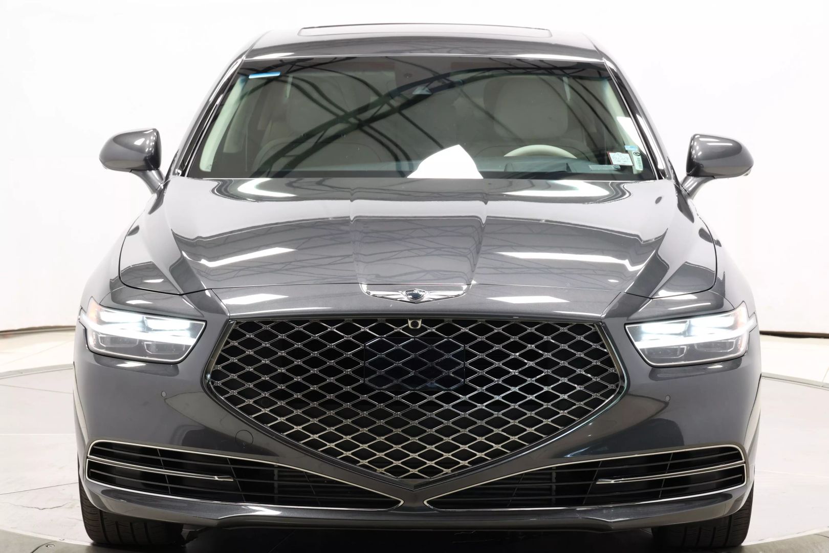 2020 Genesis G90 - Image 121