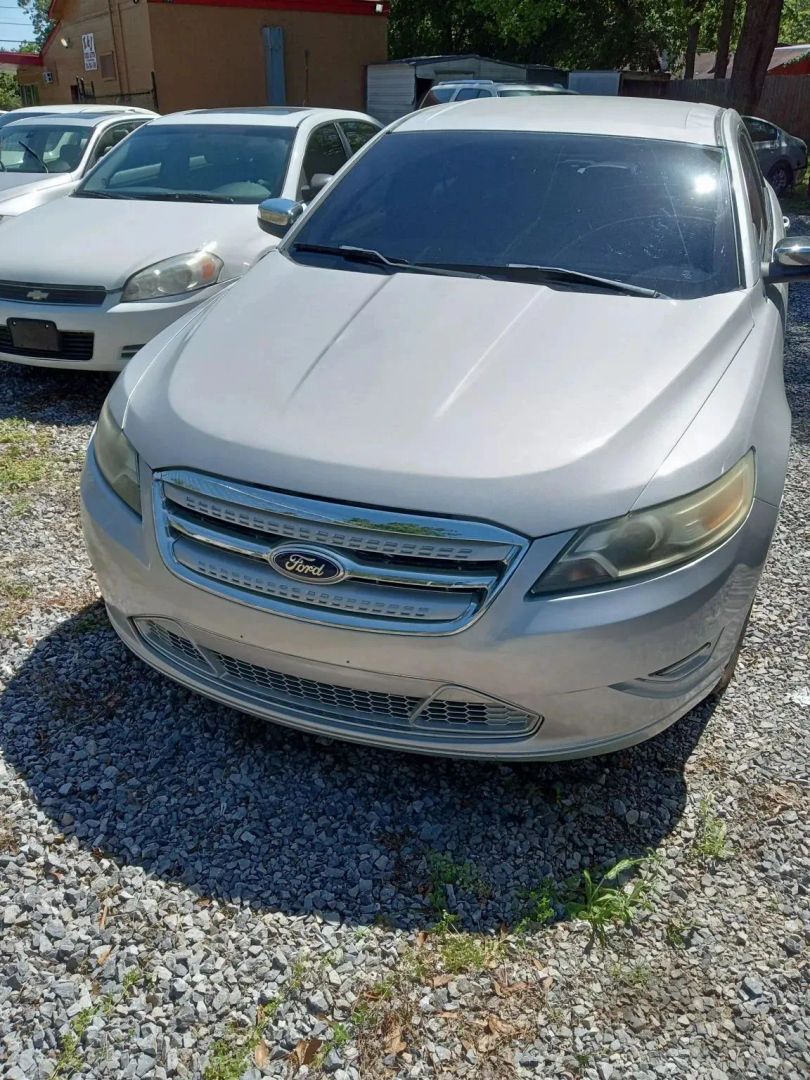 2011 Ford Taurus Limited