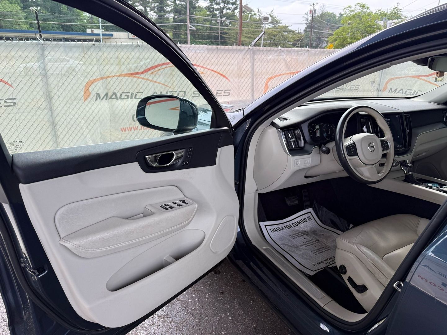 2018 Volvo Xc60 - Image 14