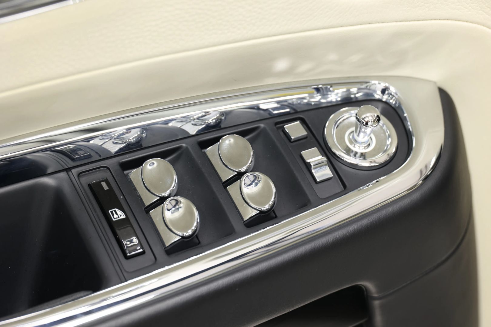 2016 Rolls-royce Ghost - Image 12