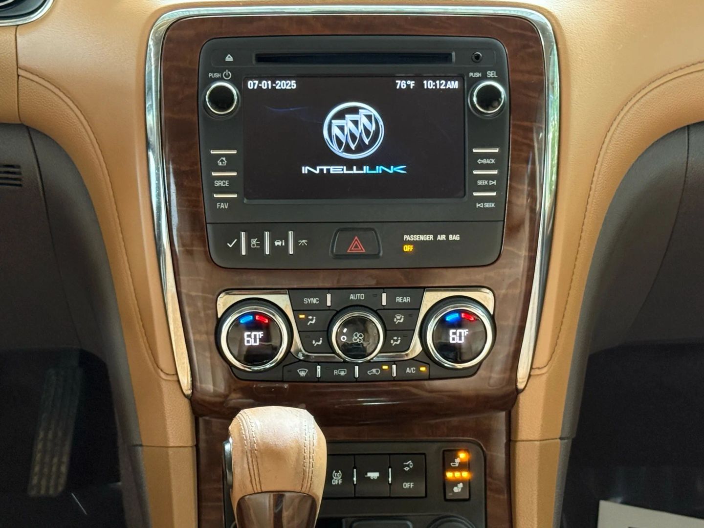 2015 Buick Enclave - Image 30