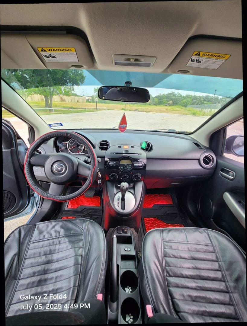 2013 Mazda Mazda2 - Image 6