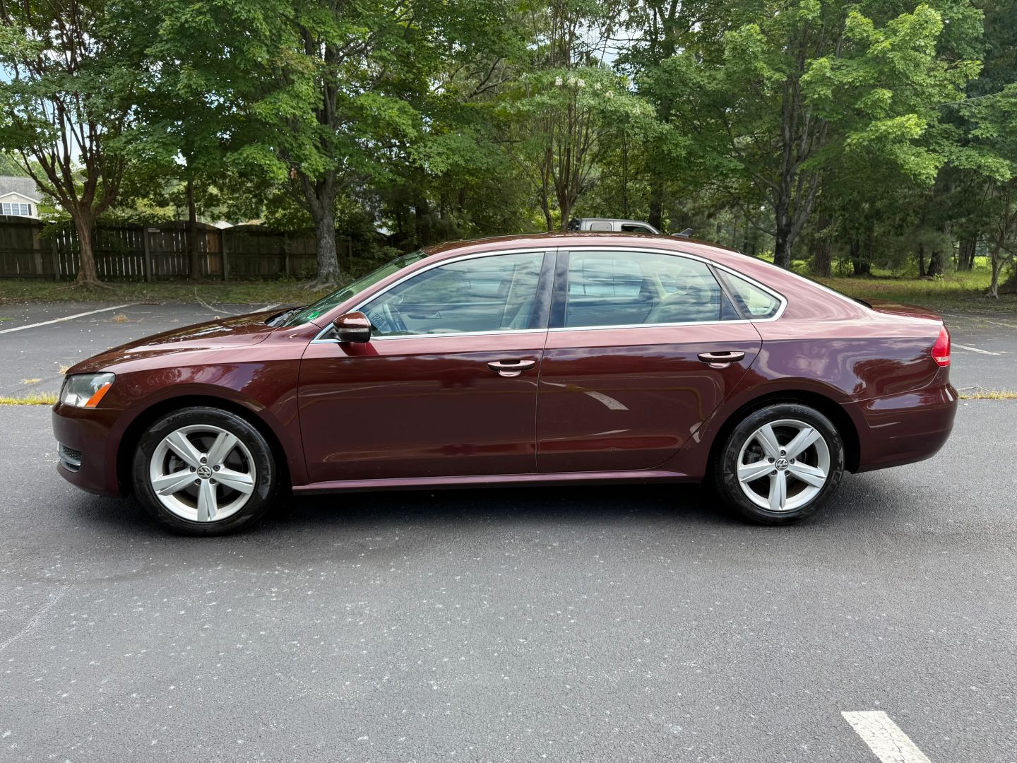 2012 Volkswagen Passat - Image 8