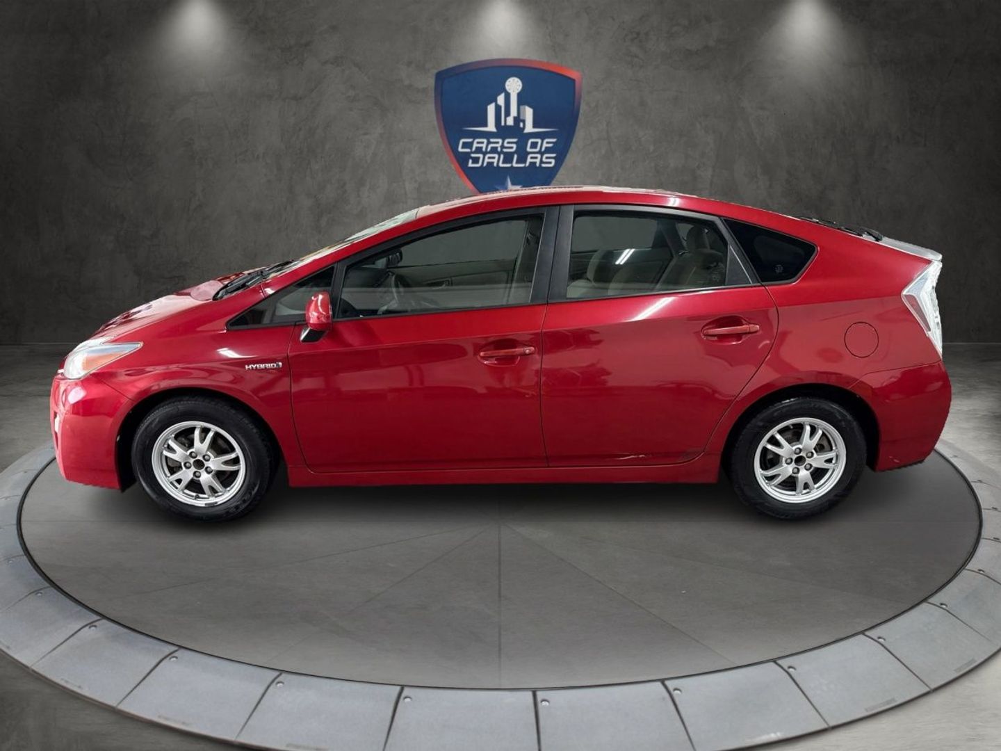 2011 Toyota Prius - Image 2