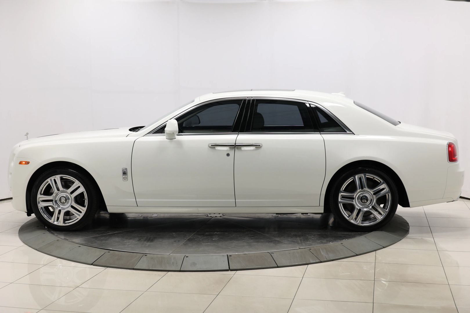 2016 Rolls-royce Ghost - Image 6