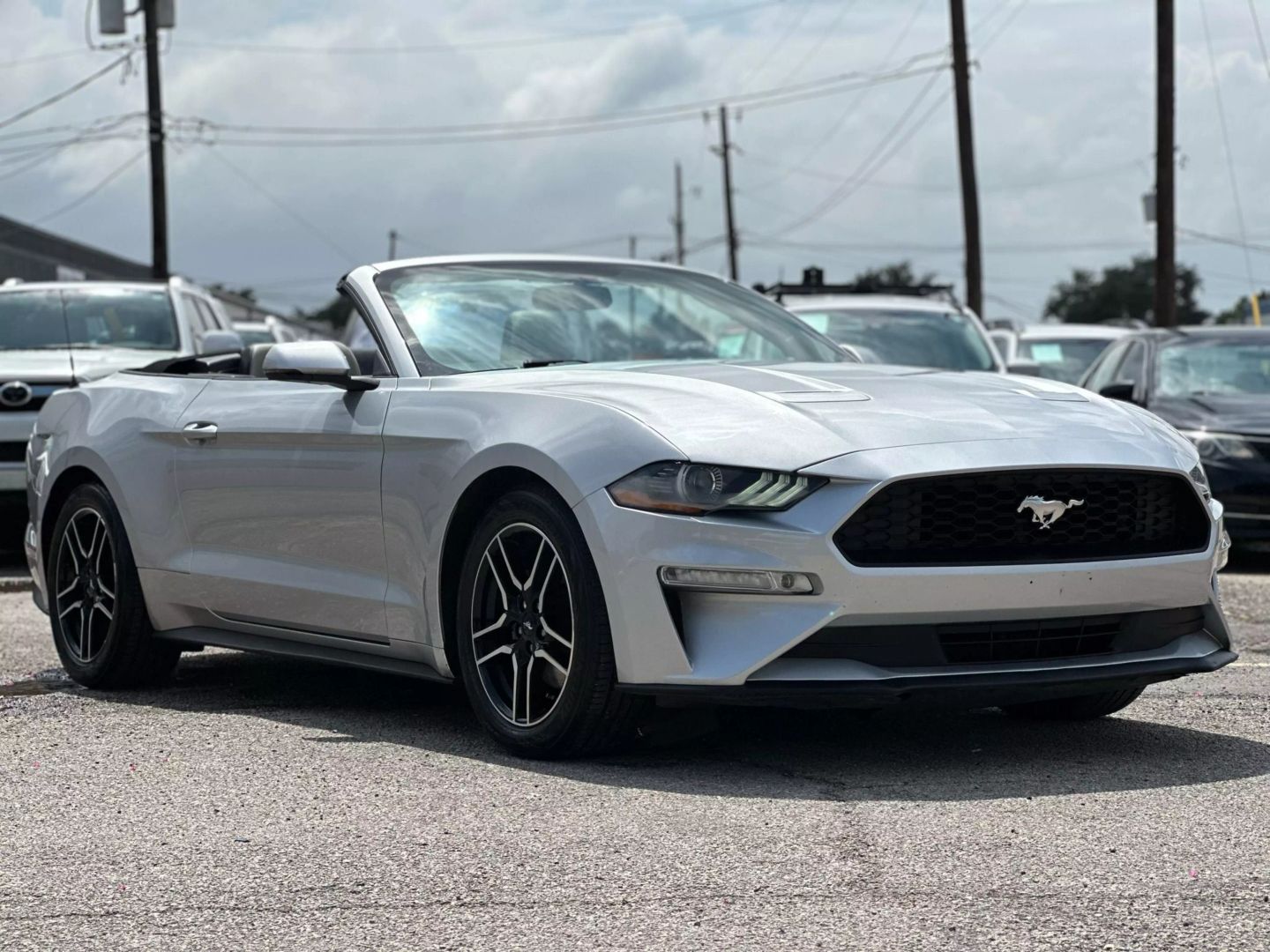 2019 Ford Mustang - Image 16