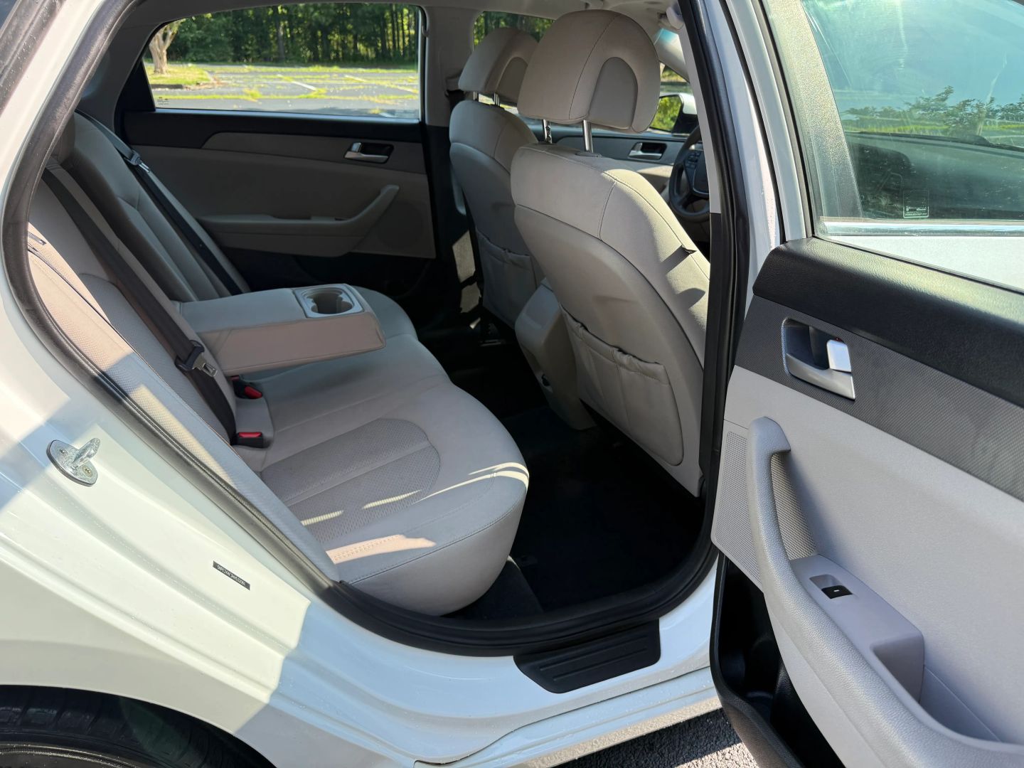 2017 Hyundai Sonata - Image 13