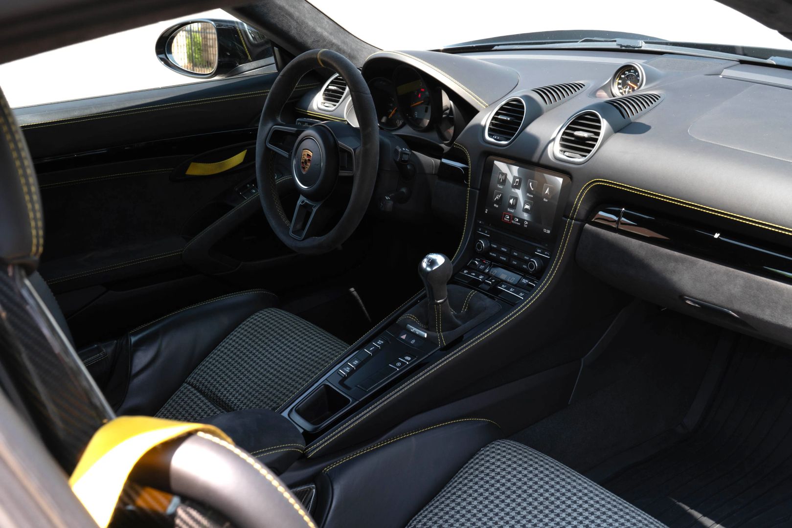 2020 Porsche 718 Cayman - Image 55