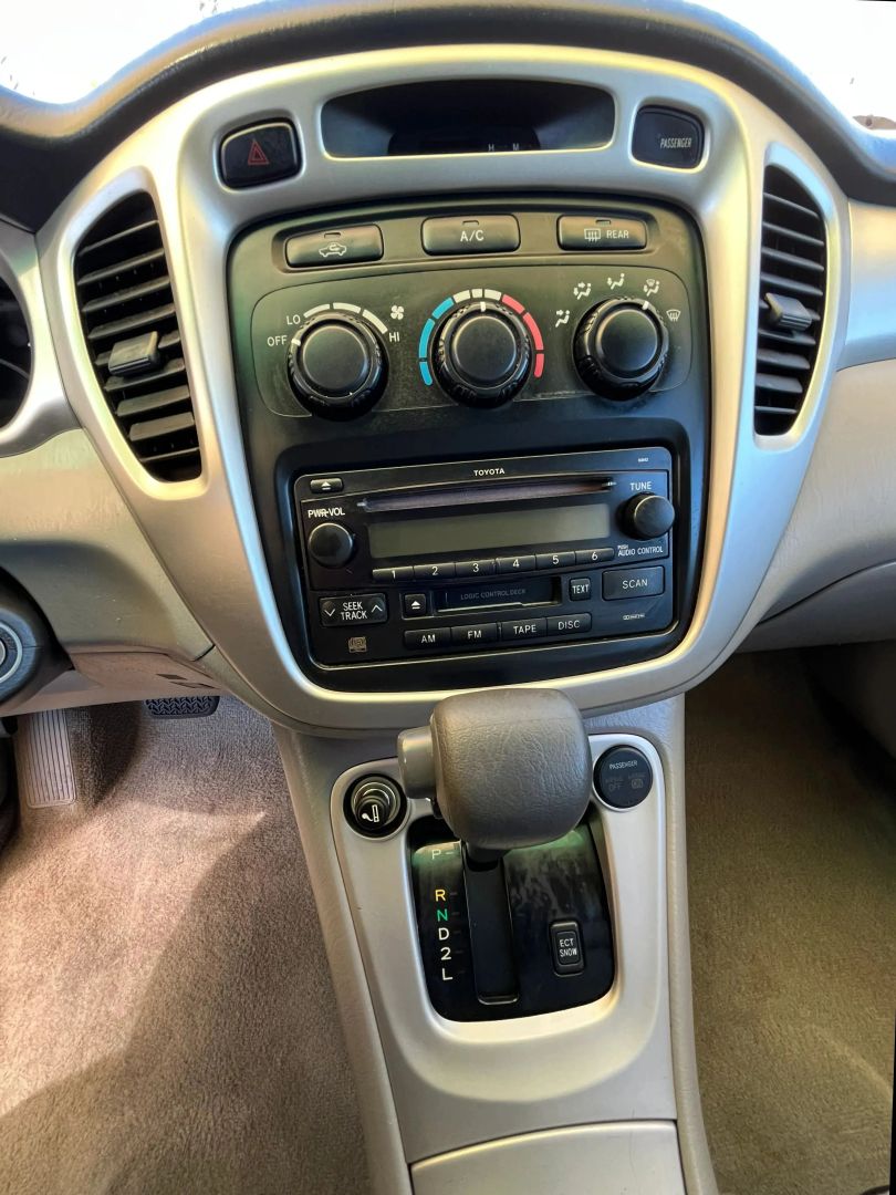 2004 Toyota Highlander  Vin: Jtegd21a940085752 Stock Id: 085752 - Image 19