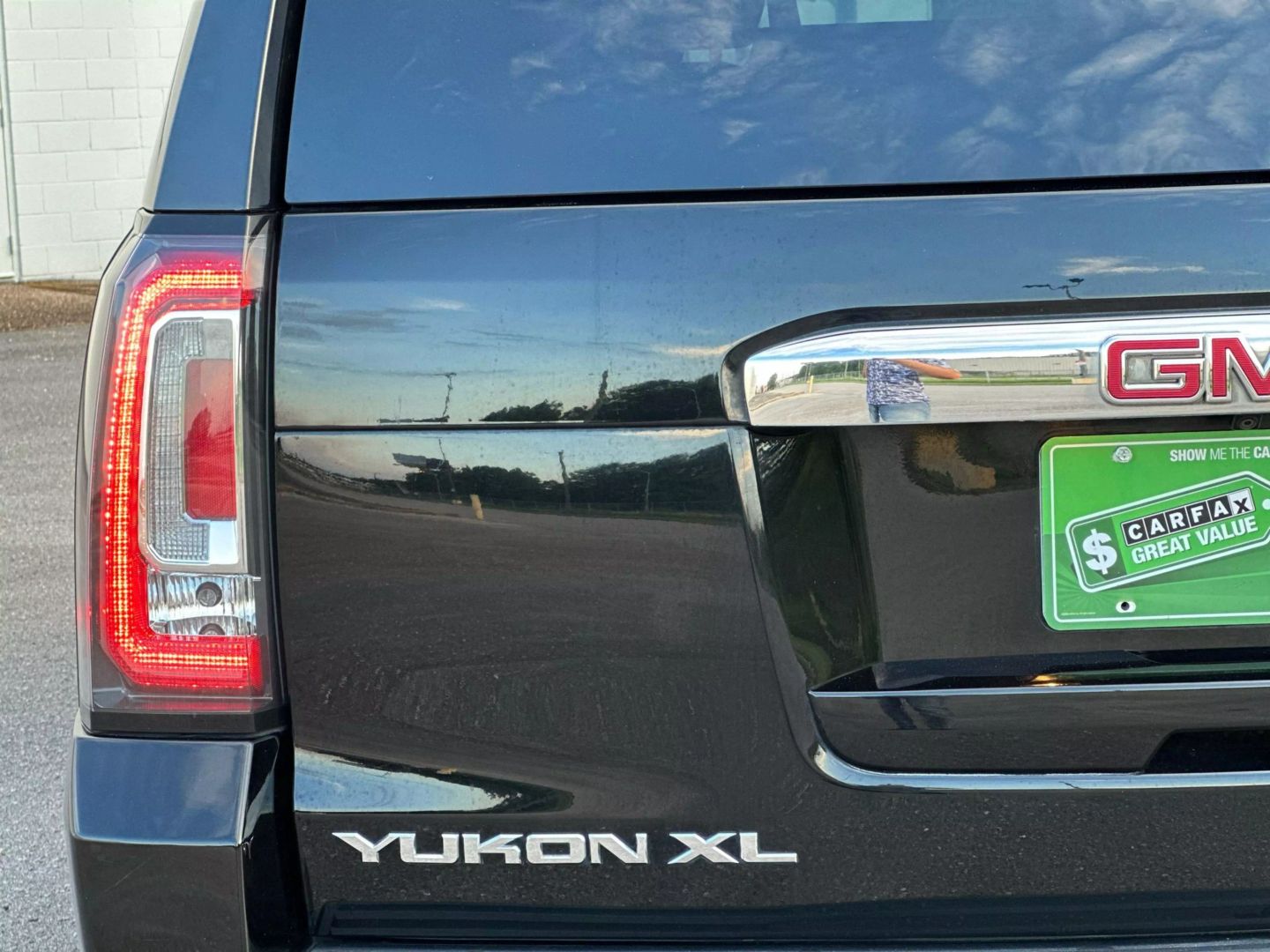 2015 GMC YUKON XL SUV V8, ECOTEC3, FF, 6.2L DENALI SPORT UTILITY 4D