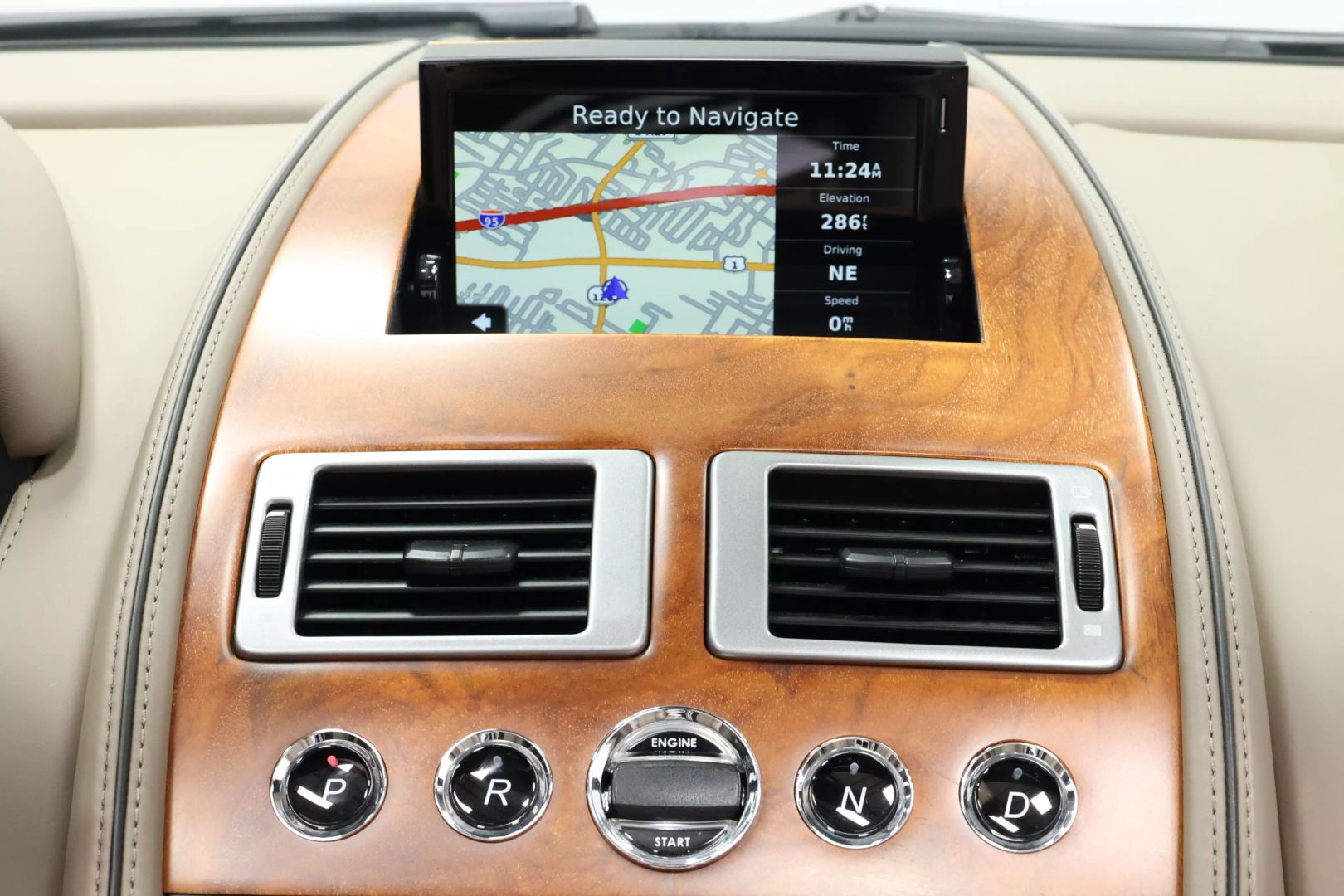 2015 Aston Martin Db9 - Image 31