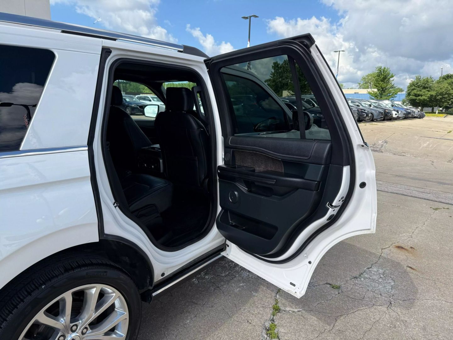 2018 Ford Expedition - Image 20
