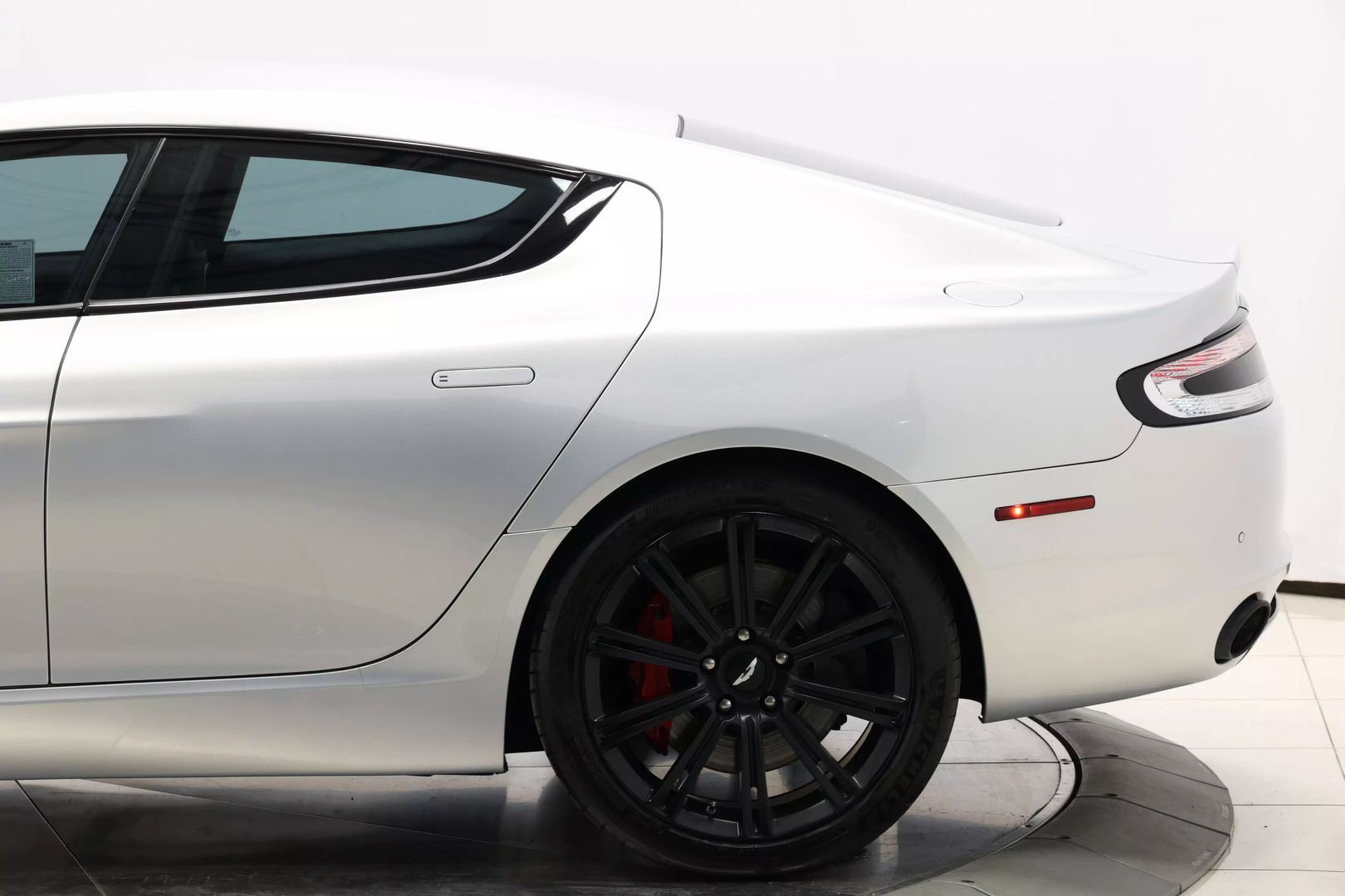 2011 Aston Martin Rapide - Image 8