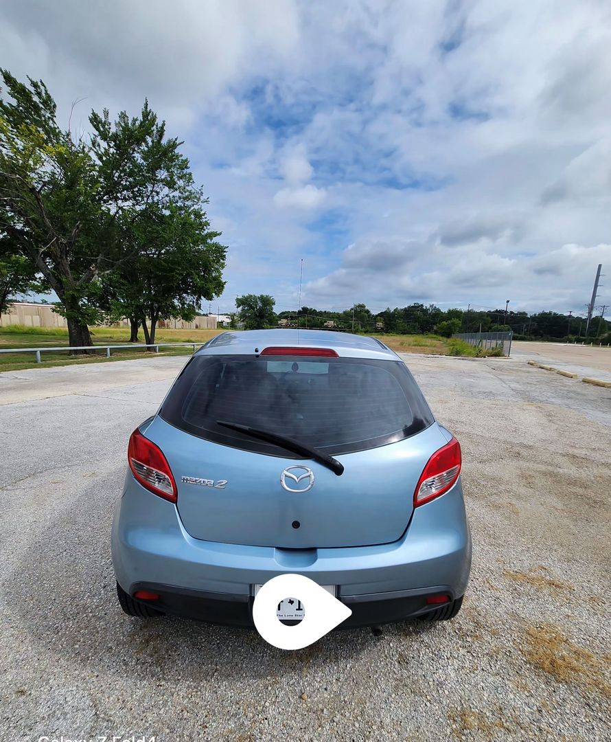 2013 Mazda Mazda2 - Image 9