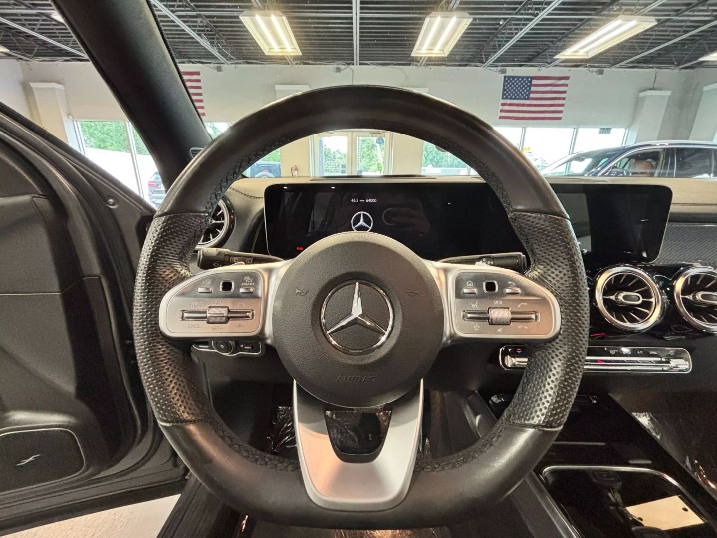 2020 Mercedes-benz Glb Glb 250 4matic Sport Utility 4d - Image 18