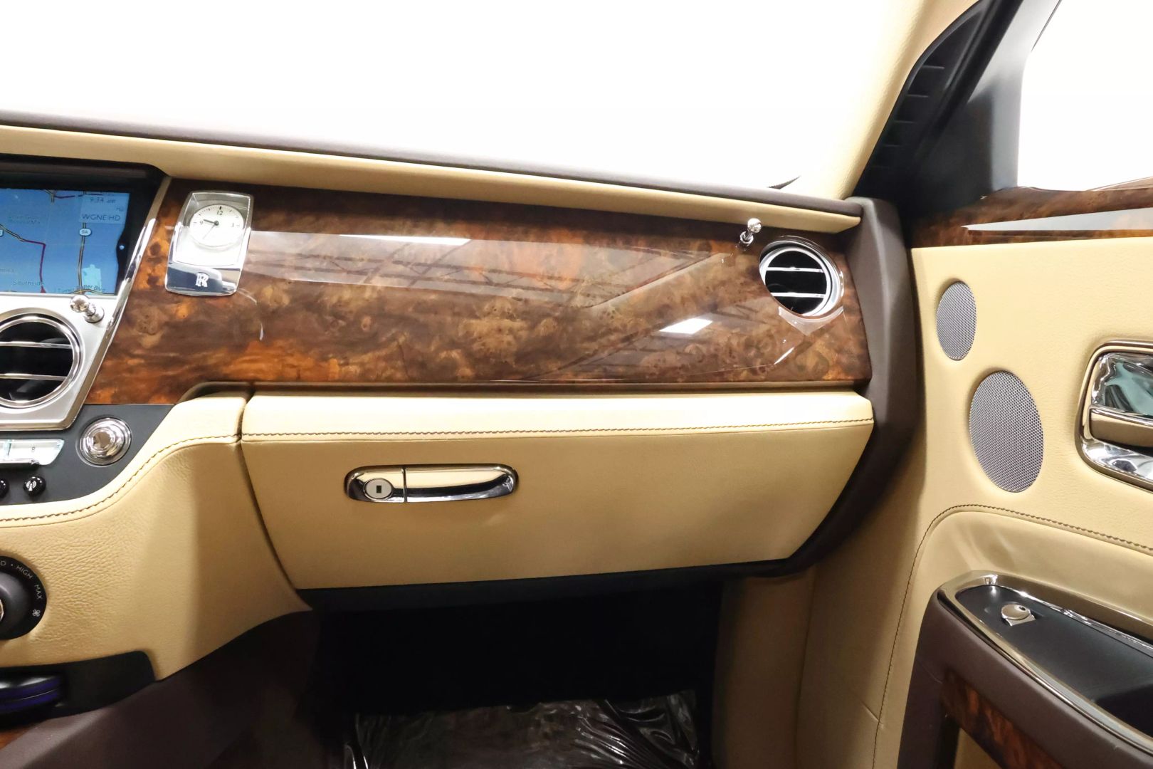 2013 Rolls-royce Ghost - Image 102
