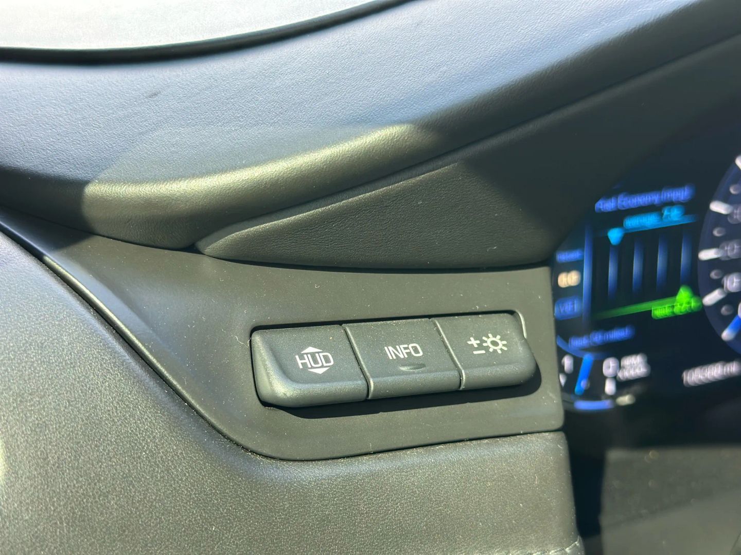2016 CADILLAC ESCALADE SUV V8, 6.2 LITER PLATINUM SPORT UTILITY 4D