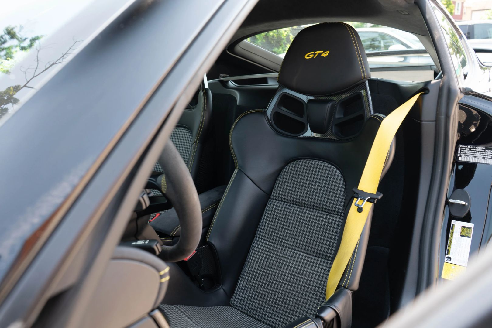 2020 Porsche 718 Cayman - Image 40