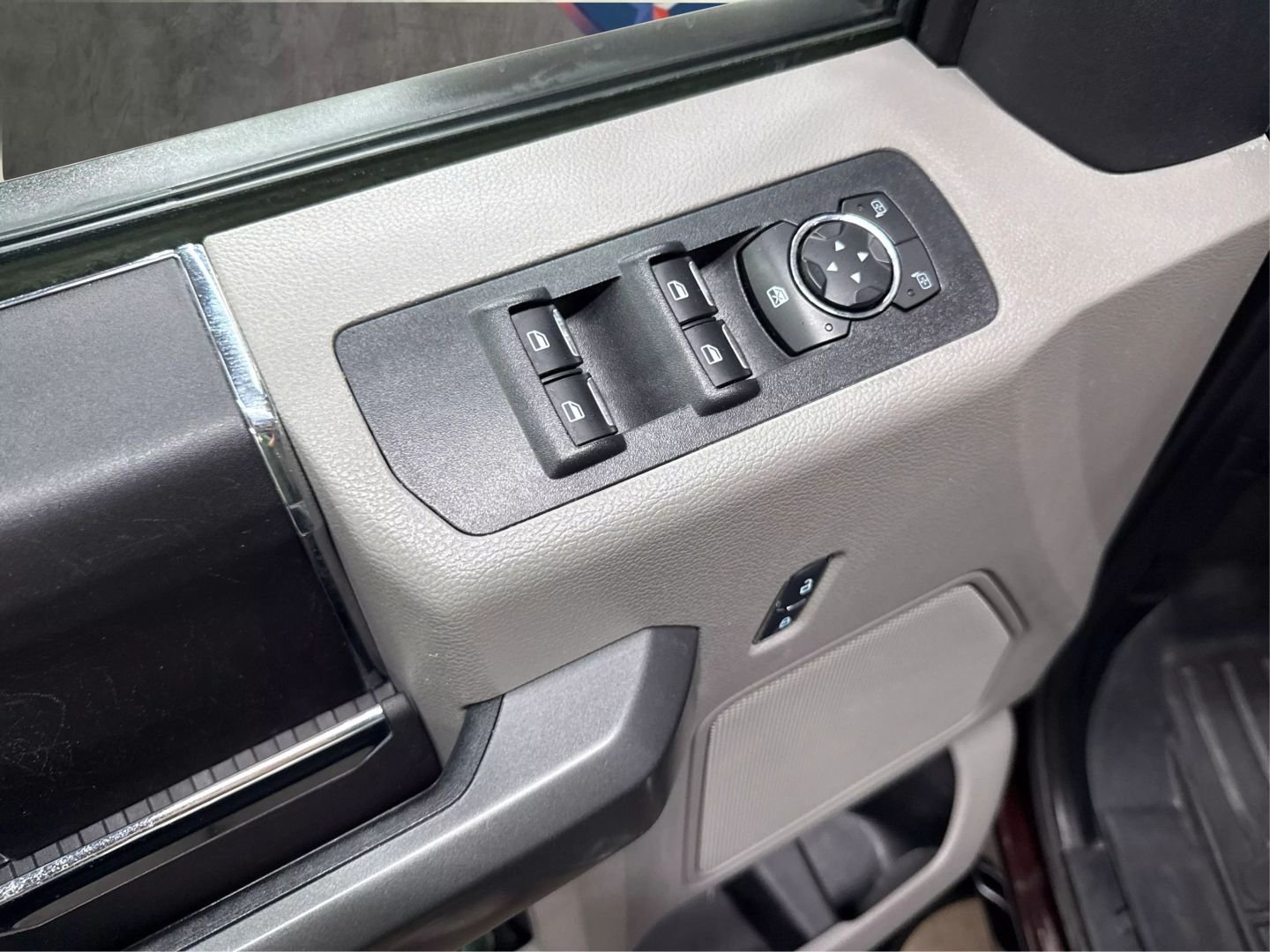 2018 Ford F150 Supercrew Cab - Image 24