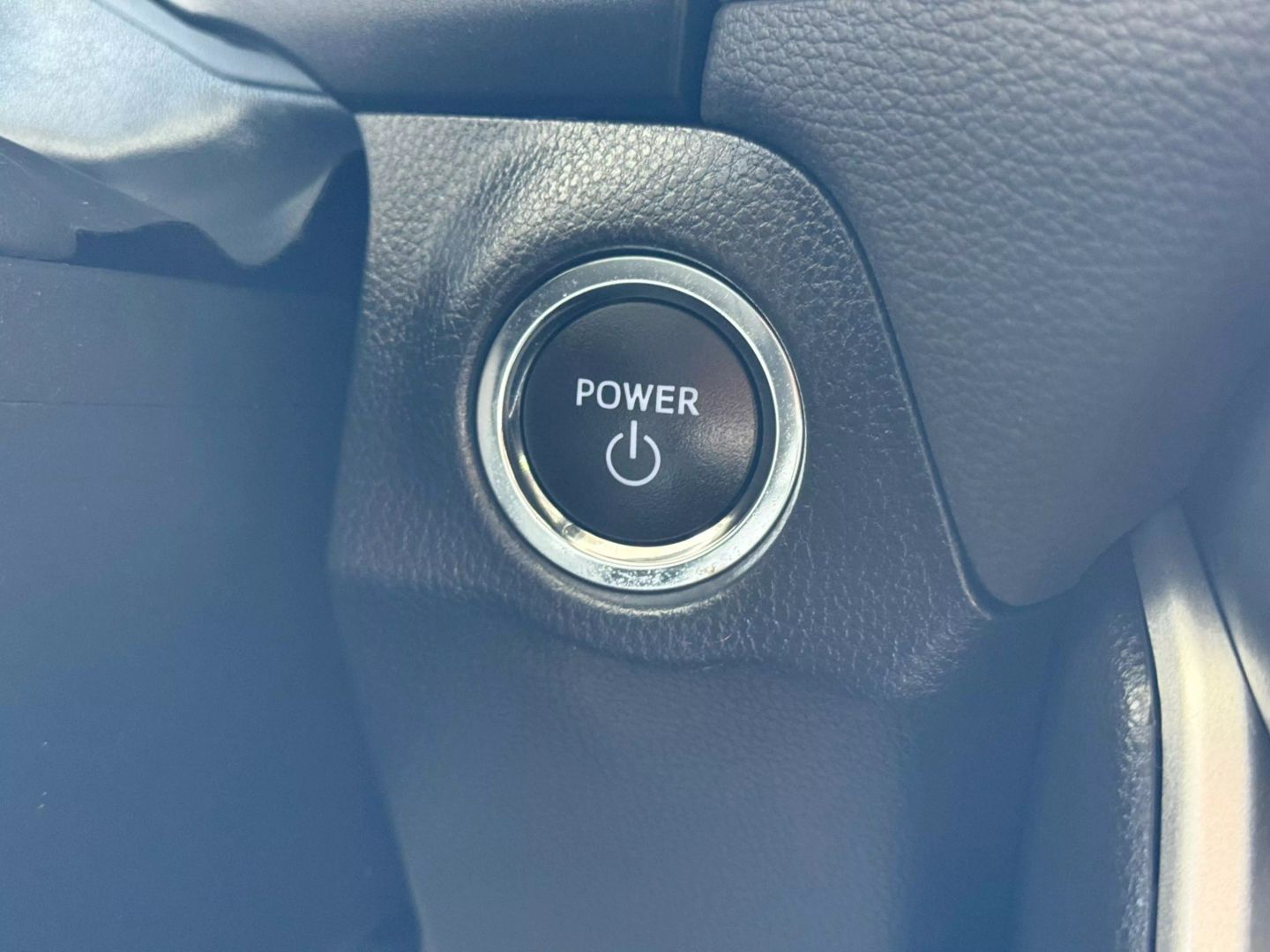 2023 Toyota Rav4 Hybrid - Image 29