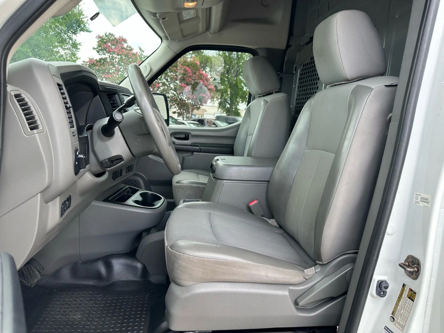2018 Nissan Nv2500 Hd Cargo - Image 13