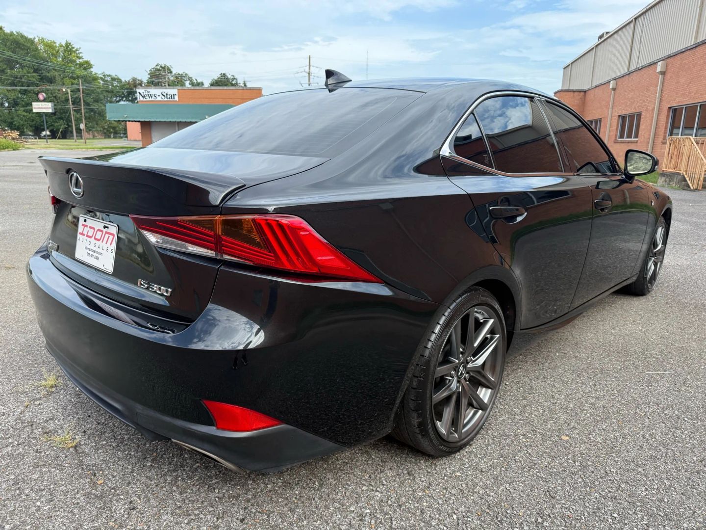 2018 Lexus Is - Image 7
