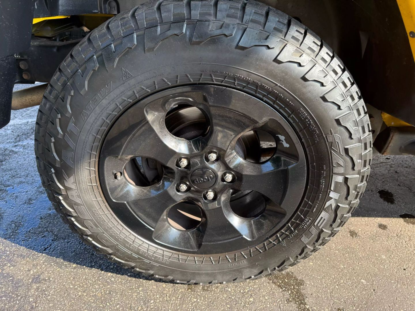 2015 Jeep Wrangler - Image 45