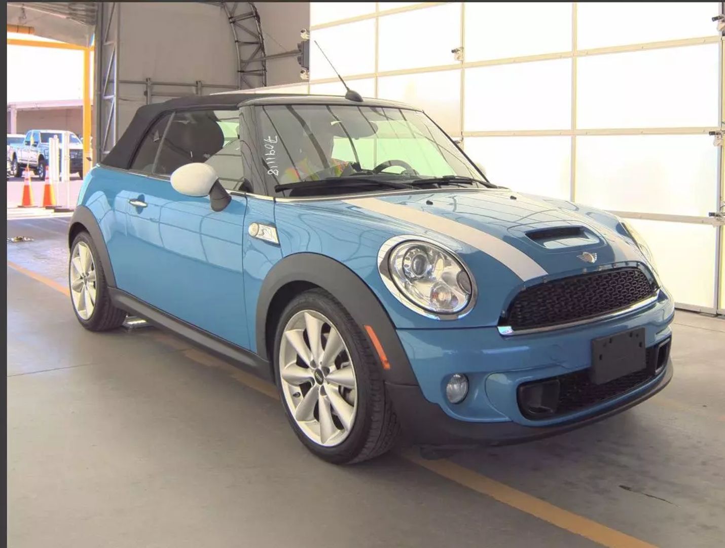 2014 Mini Convertible - Image 5