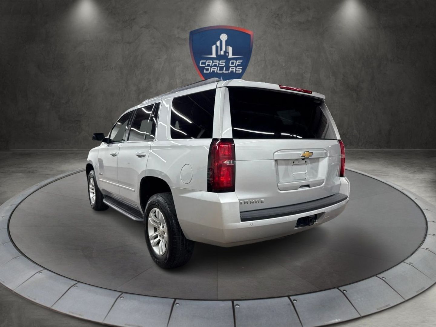 2019 Chevrolet Tahoe - Image 3