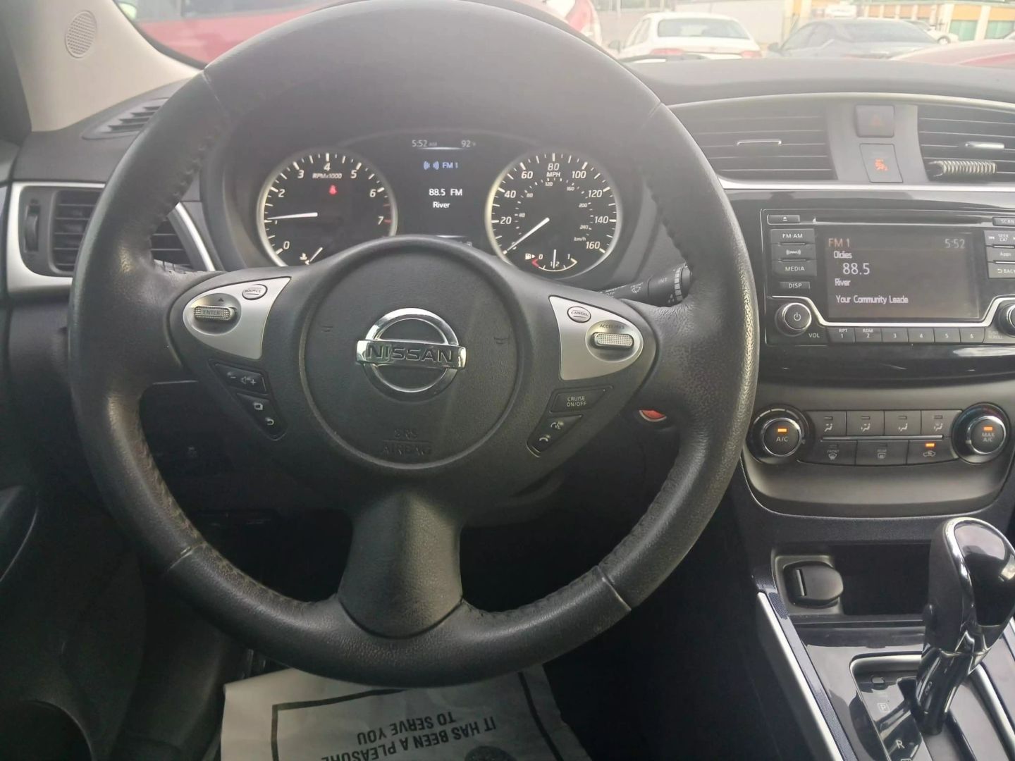 2016 Nissan Sentra - Image 7