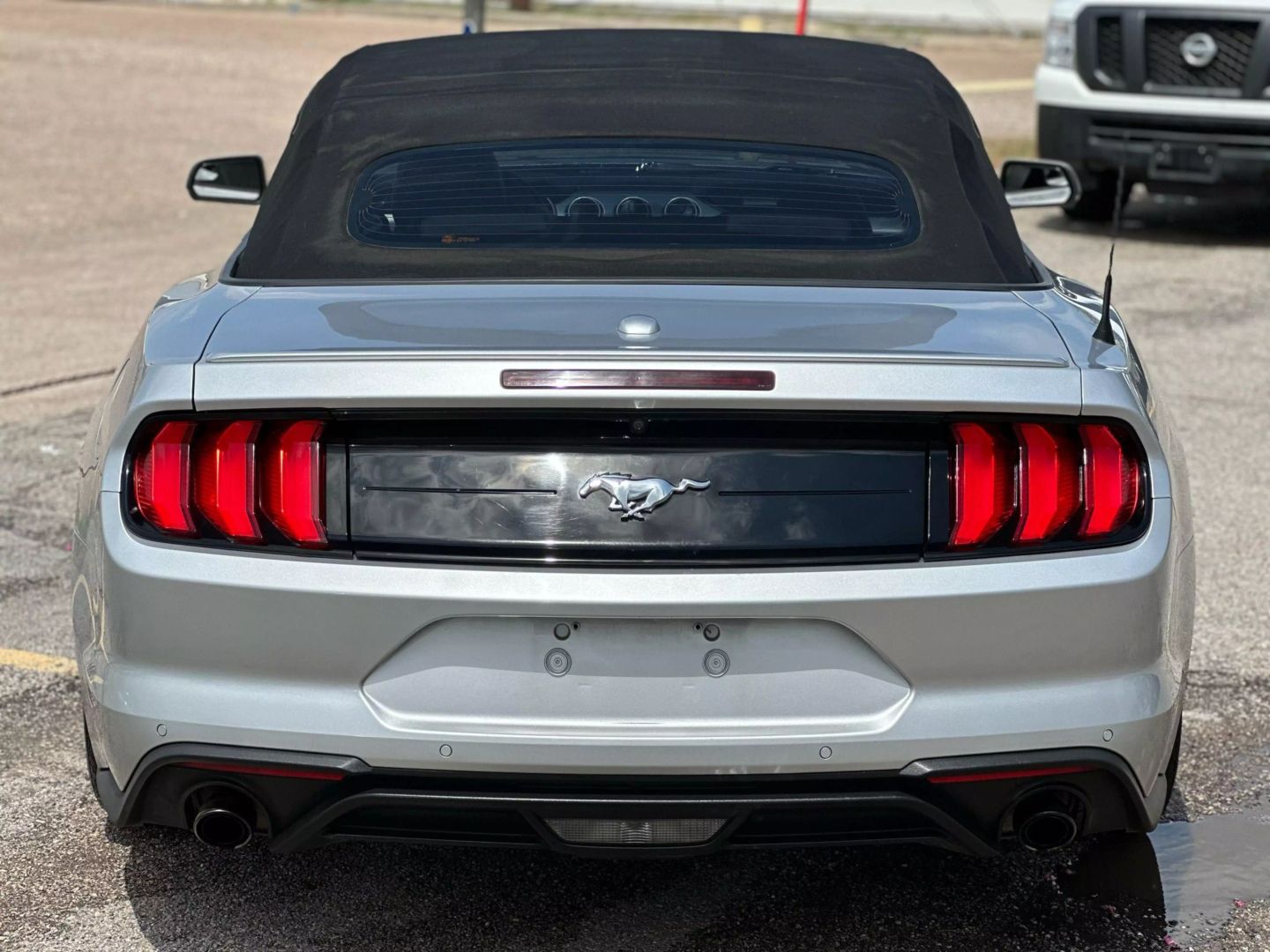 2019 Ford Mustang - Image 9