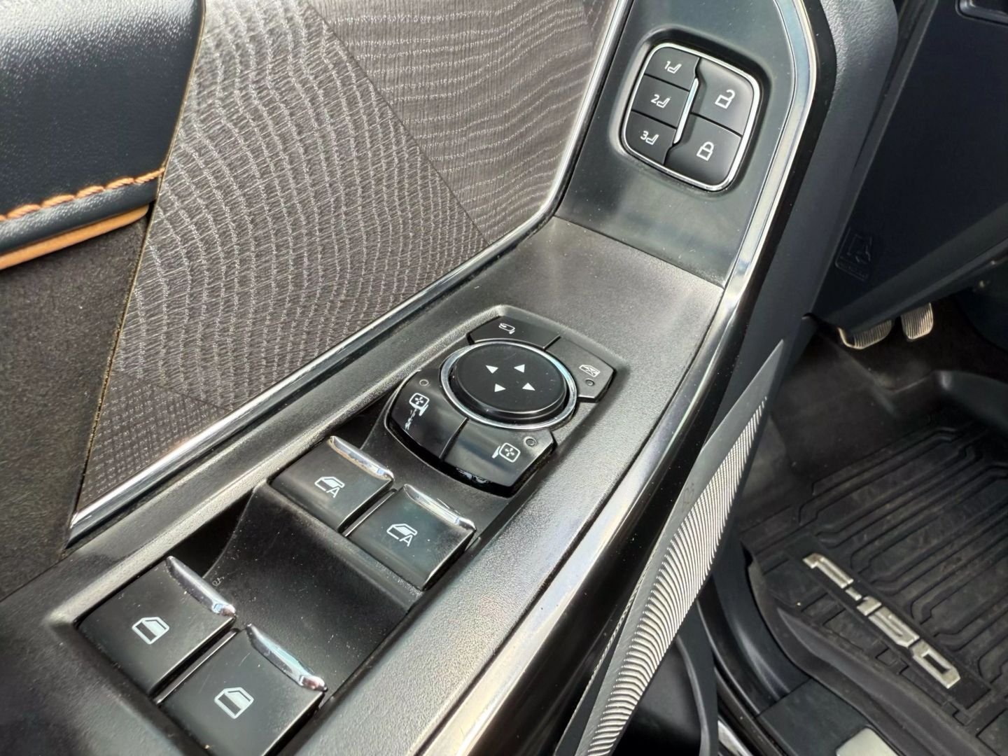 2022 Ford F150 Supercrew Cab - Image 12