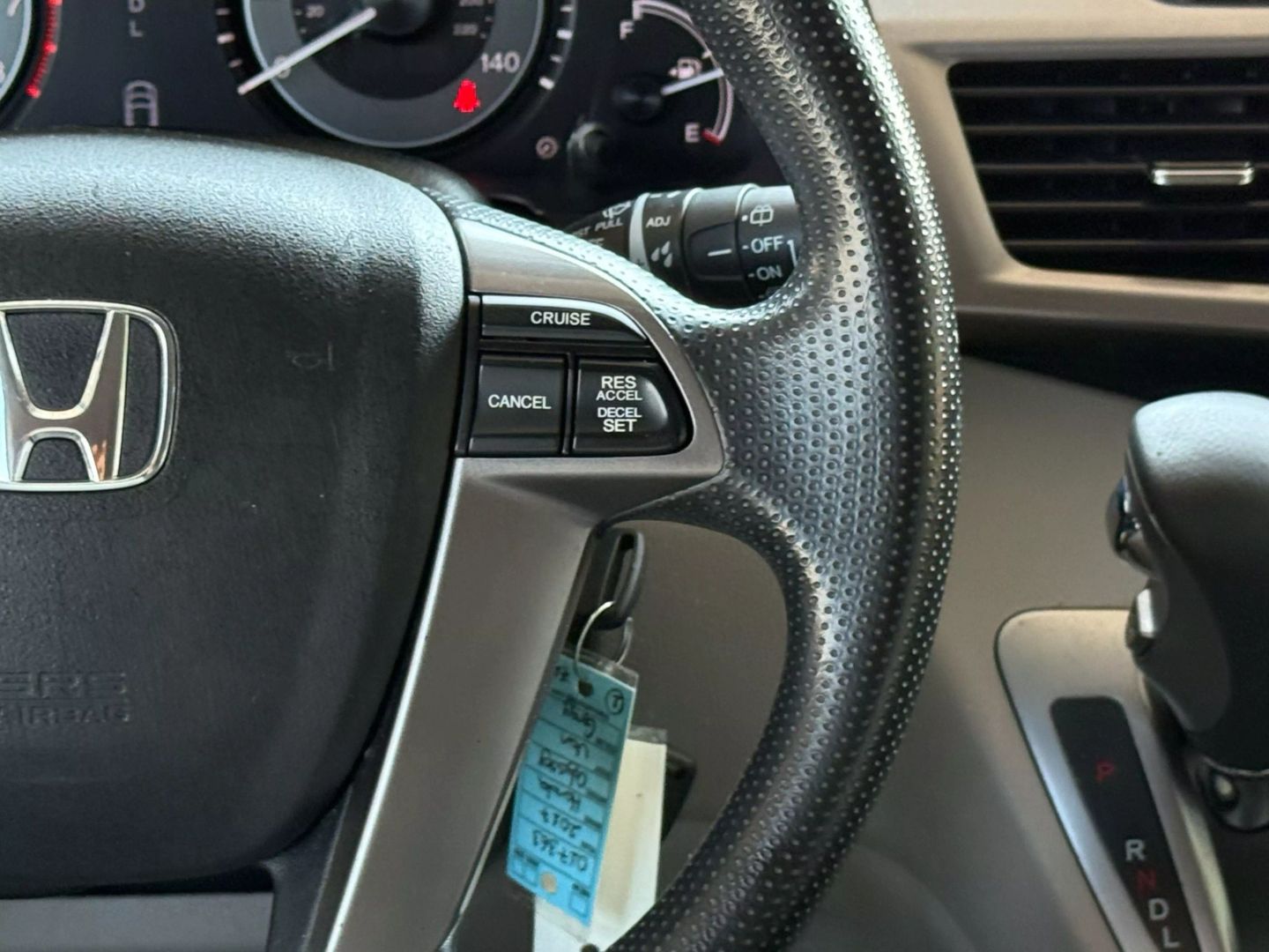 2017 Honda Odyssey - Image 31
