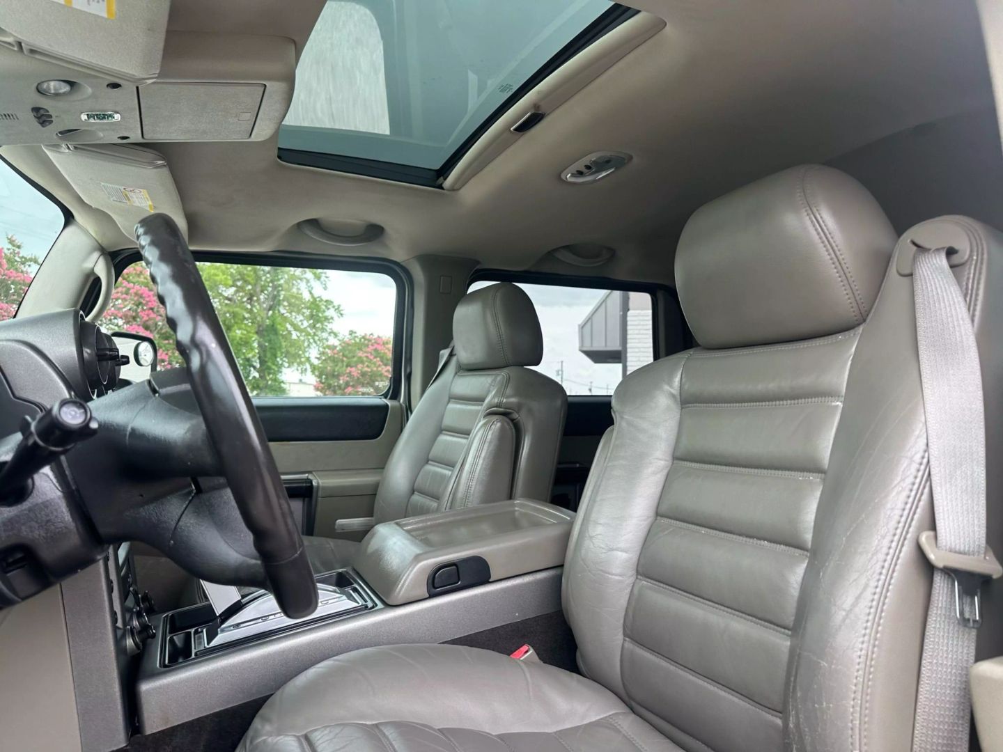 2003 Hummer H2 - Image 17