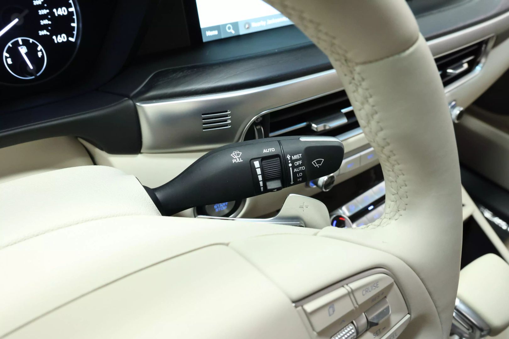 2020 Genesis G90 - Image 28