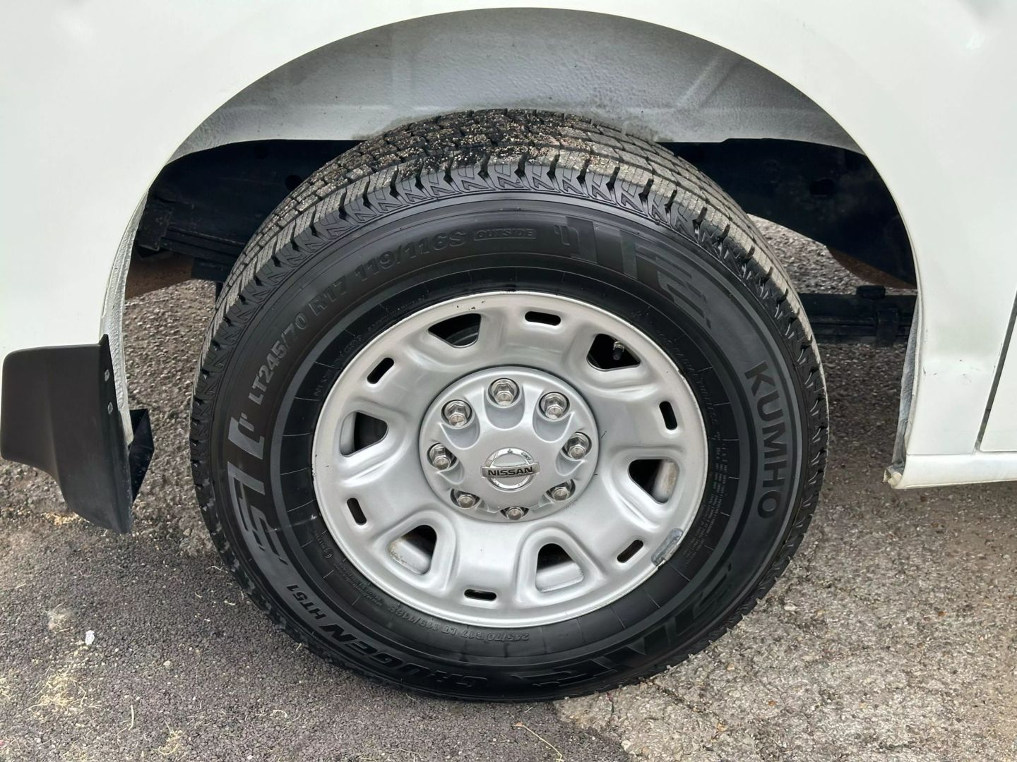 2018 Nissan Nv2500 Hd Cargo - Image 30
