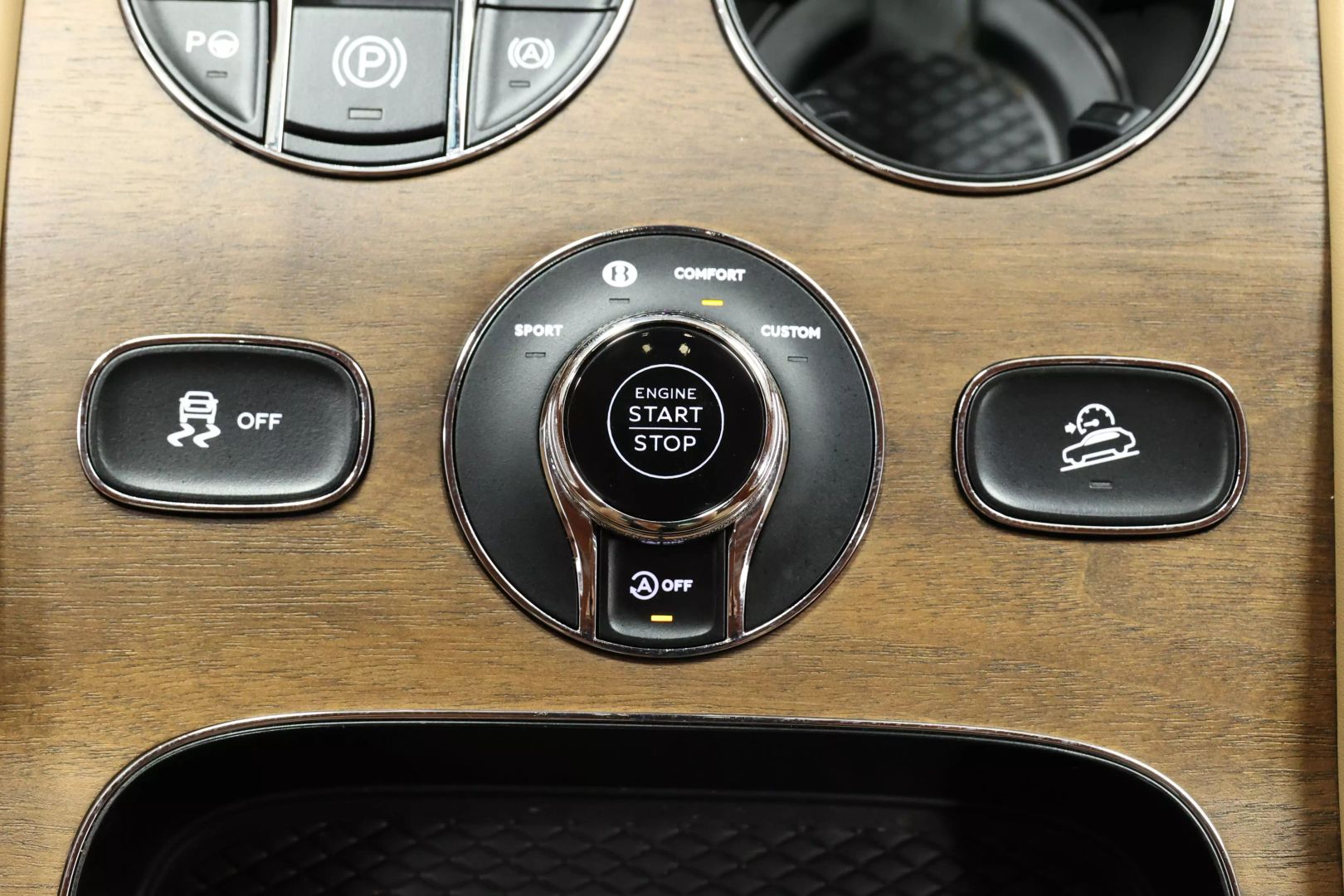 2023 Bentley Bentayga Ewb - Image 43