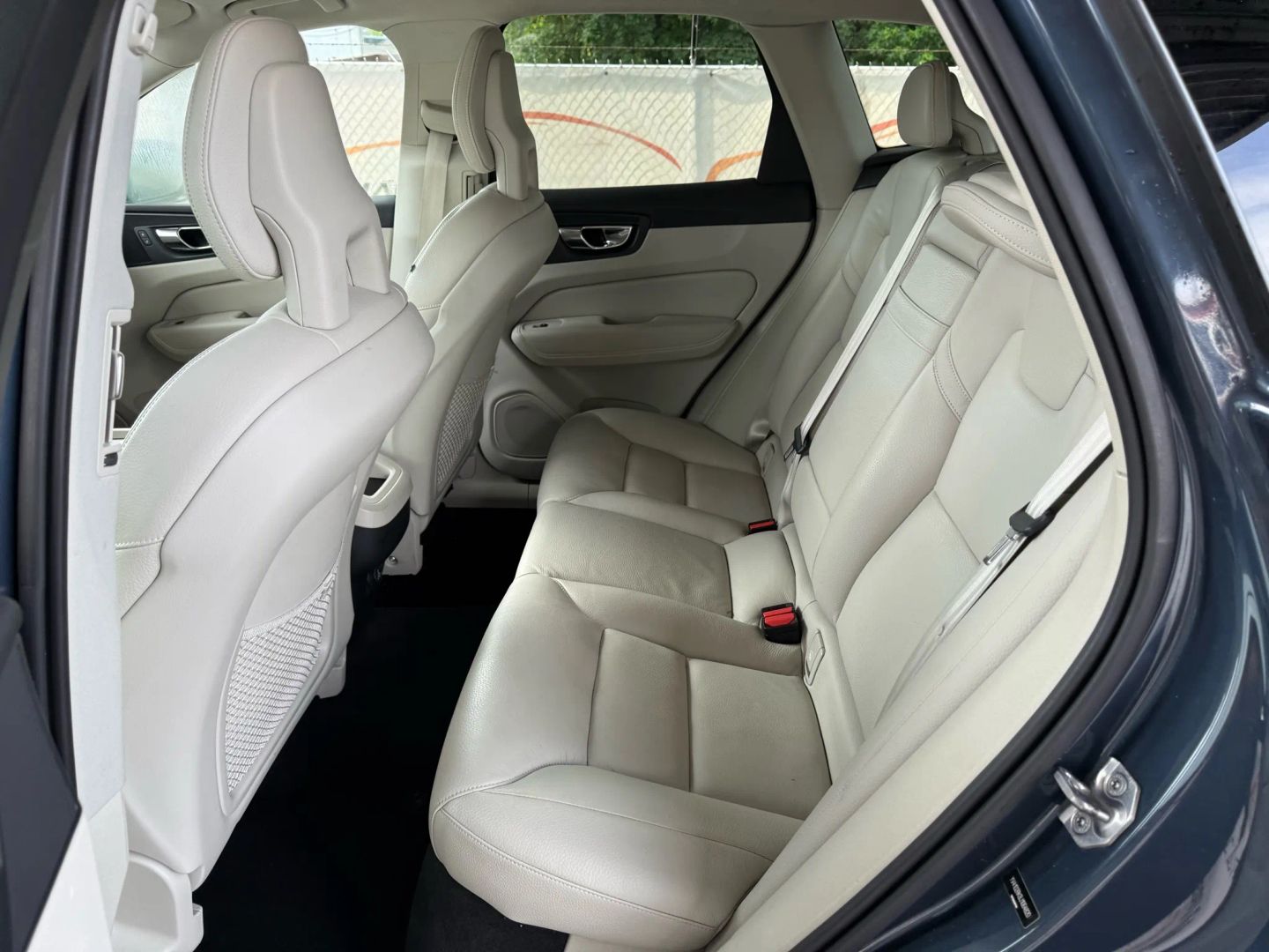 2018 Volvo Xc60 - Image 18