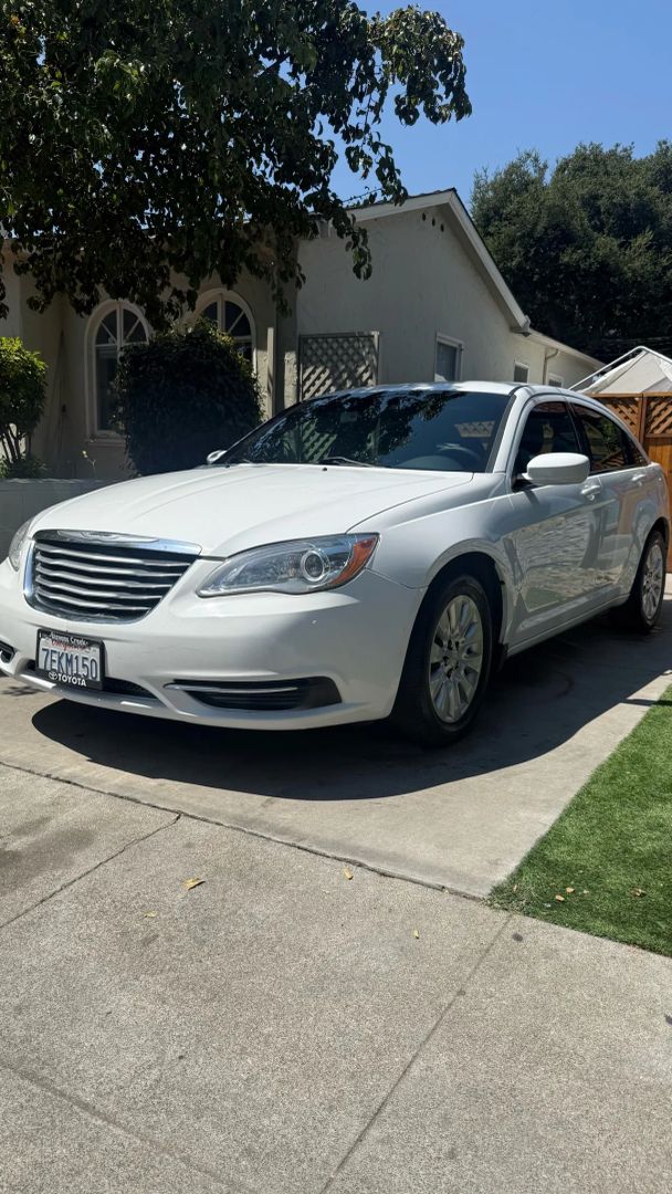 2014 Chrysler 200 LX