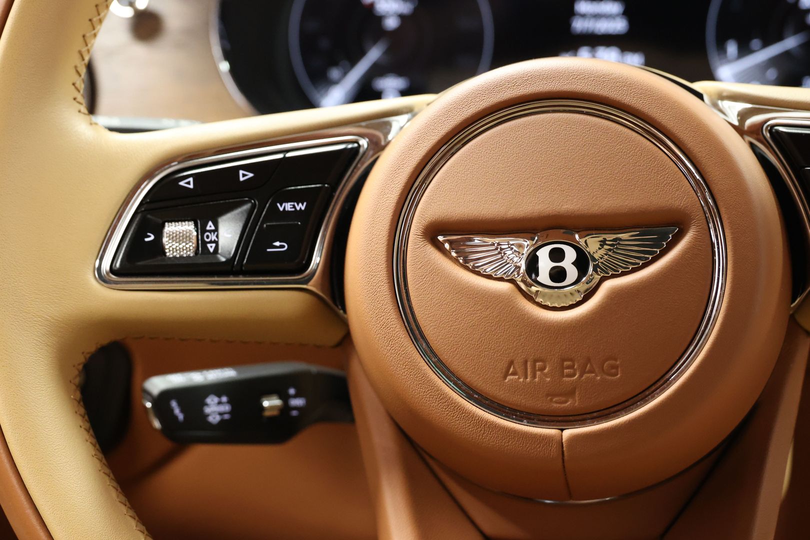 2023 Bentley Bentayga Ewb - Image 25