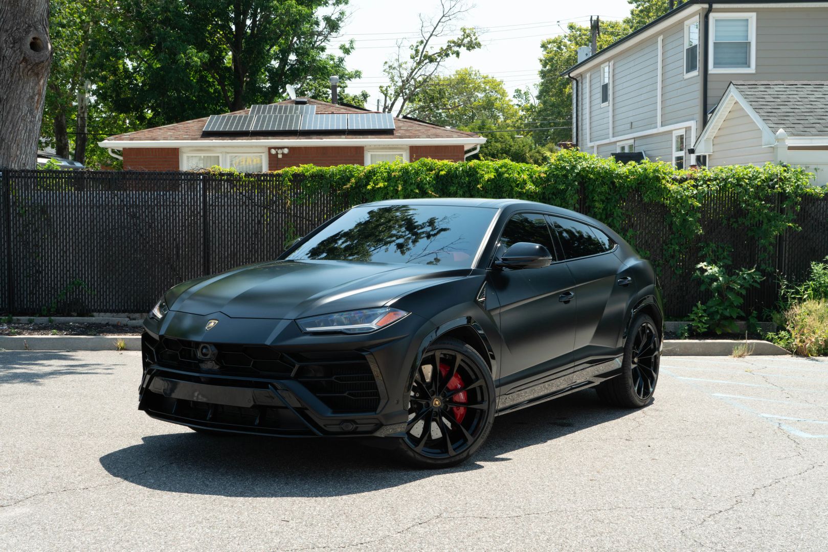 2022 Lamborghini Urus - Image 9
