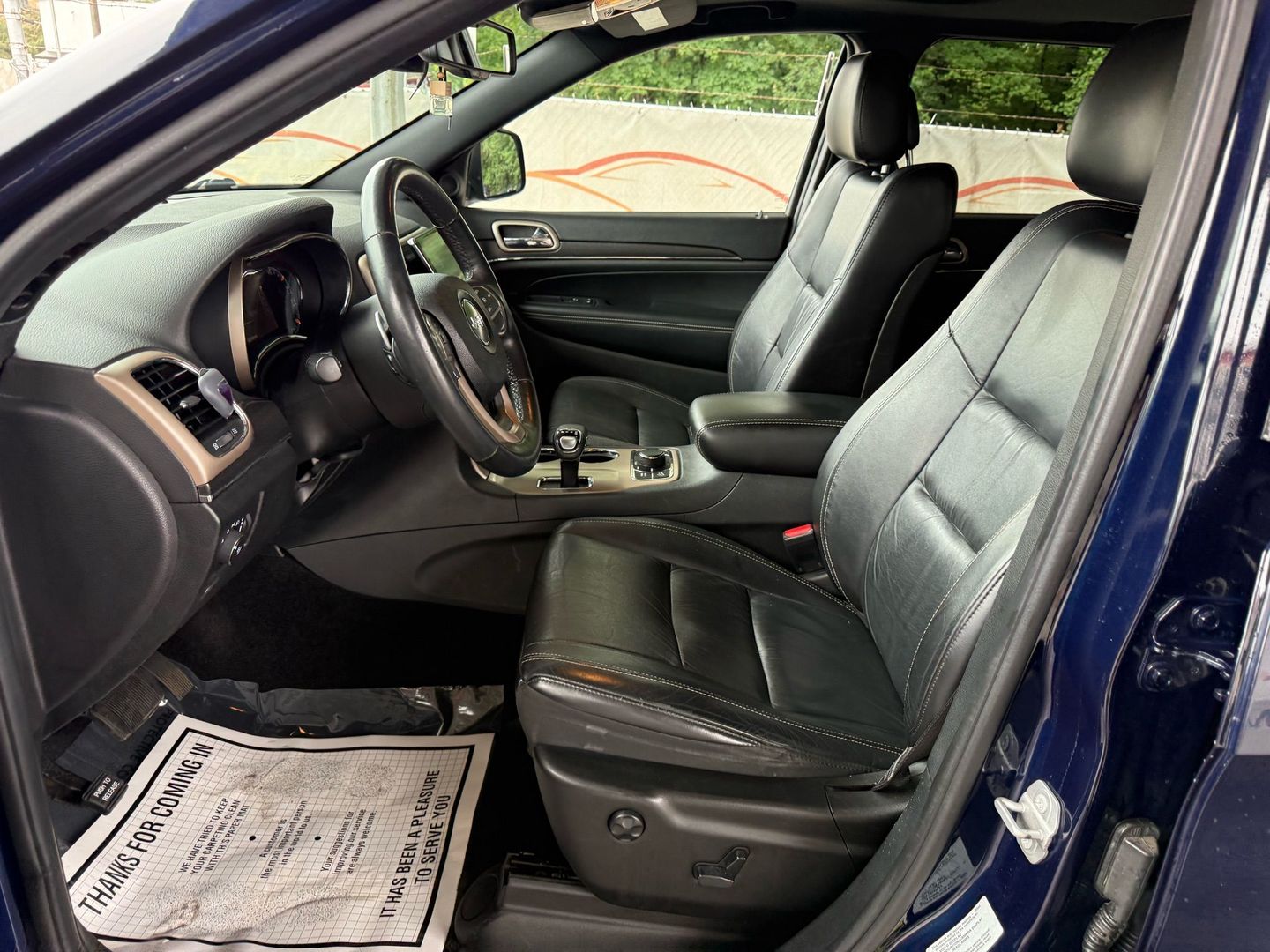 2015 Jeep Grand Cherokee - Image 15