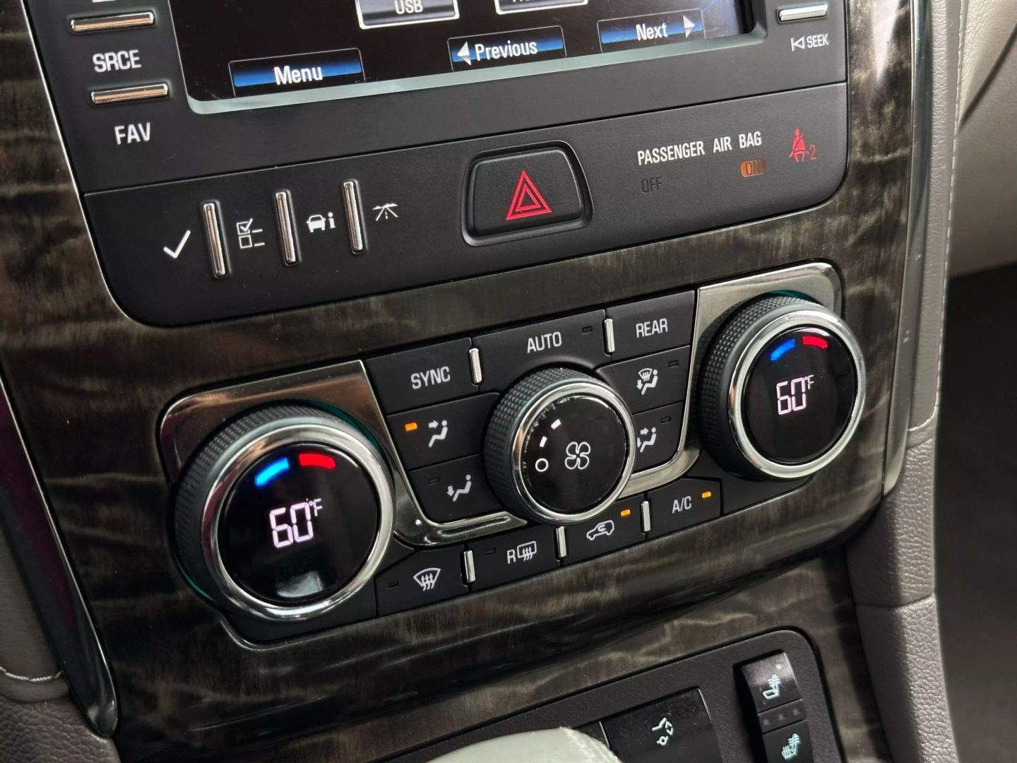 2014 Buick Enclave - Image 36