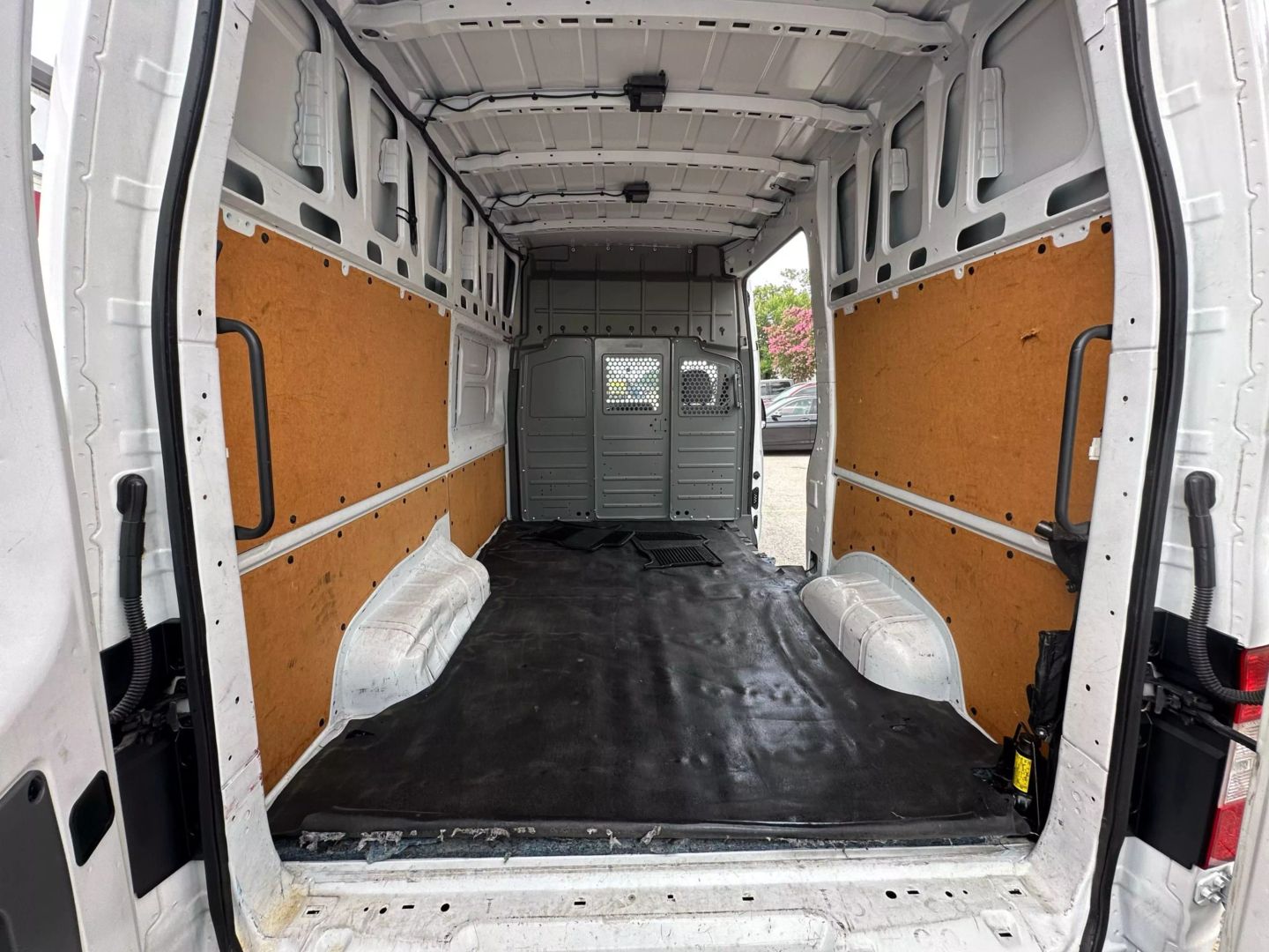 2018 Nissan Nv2500 Hd Cargo - Image 14