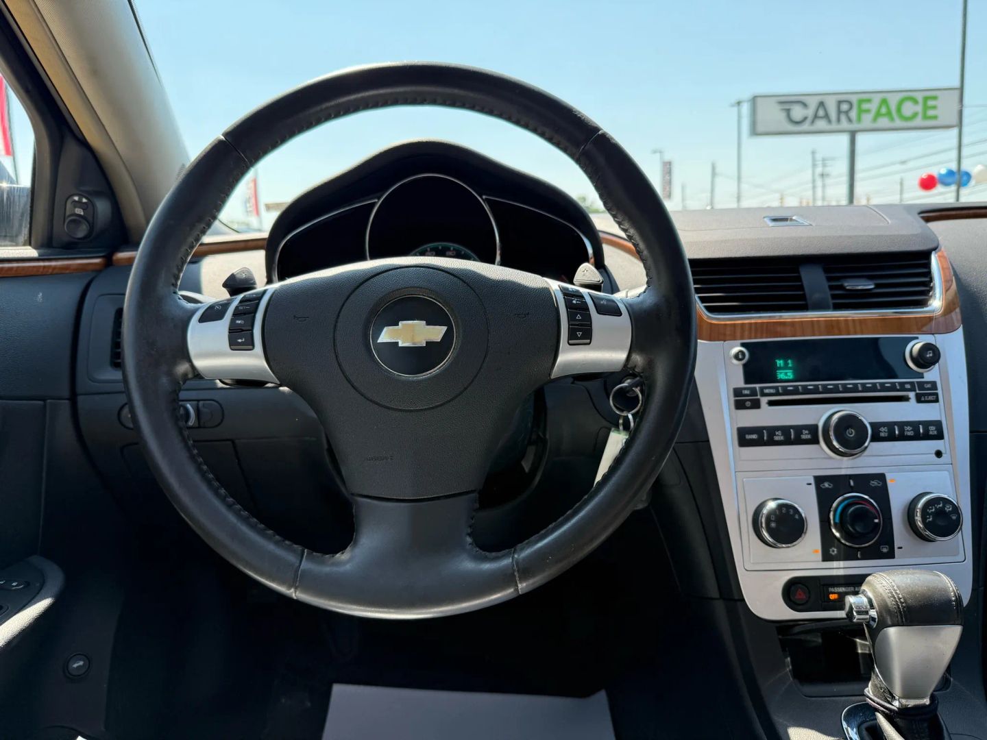2008 Chevrolet Malibu - Image 25