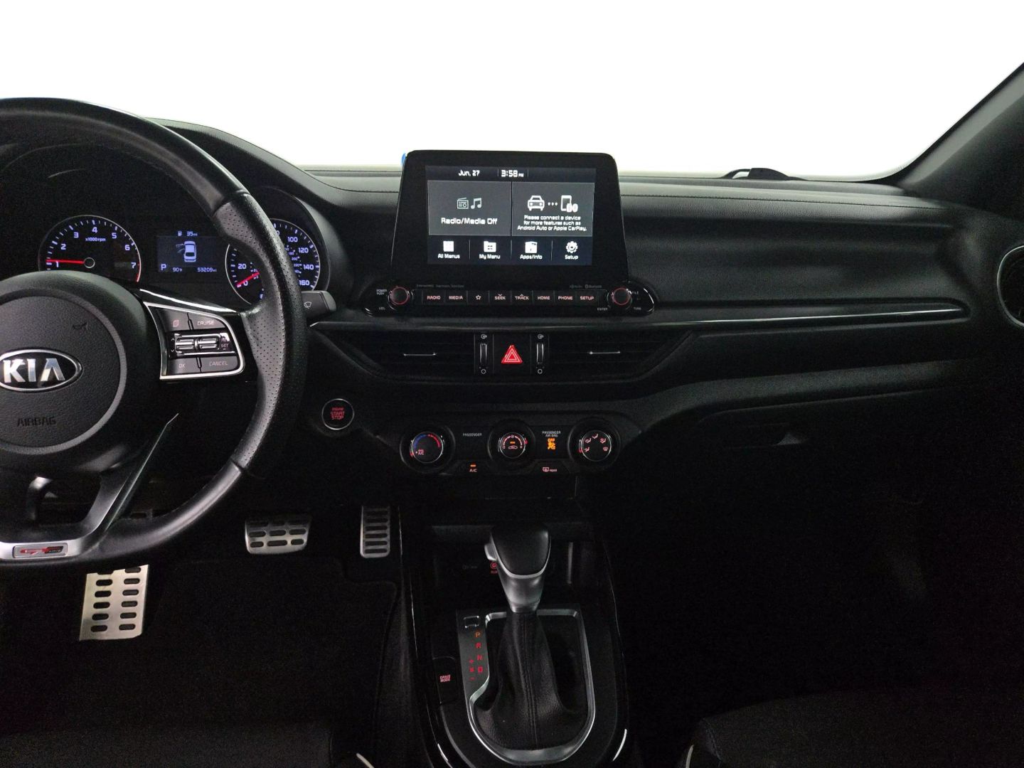 2021 Kia Forte - Image 13