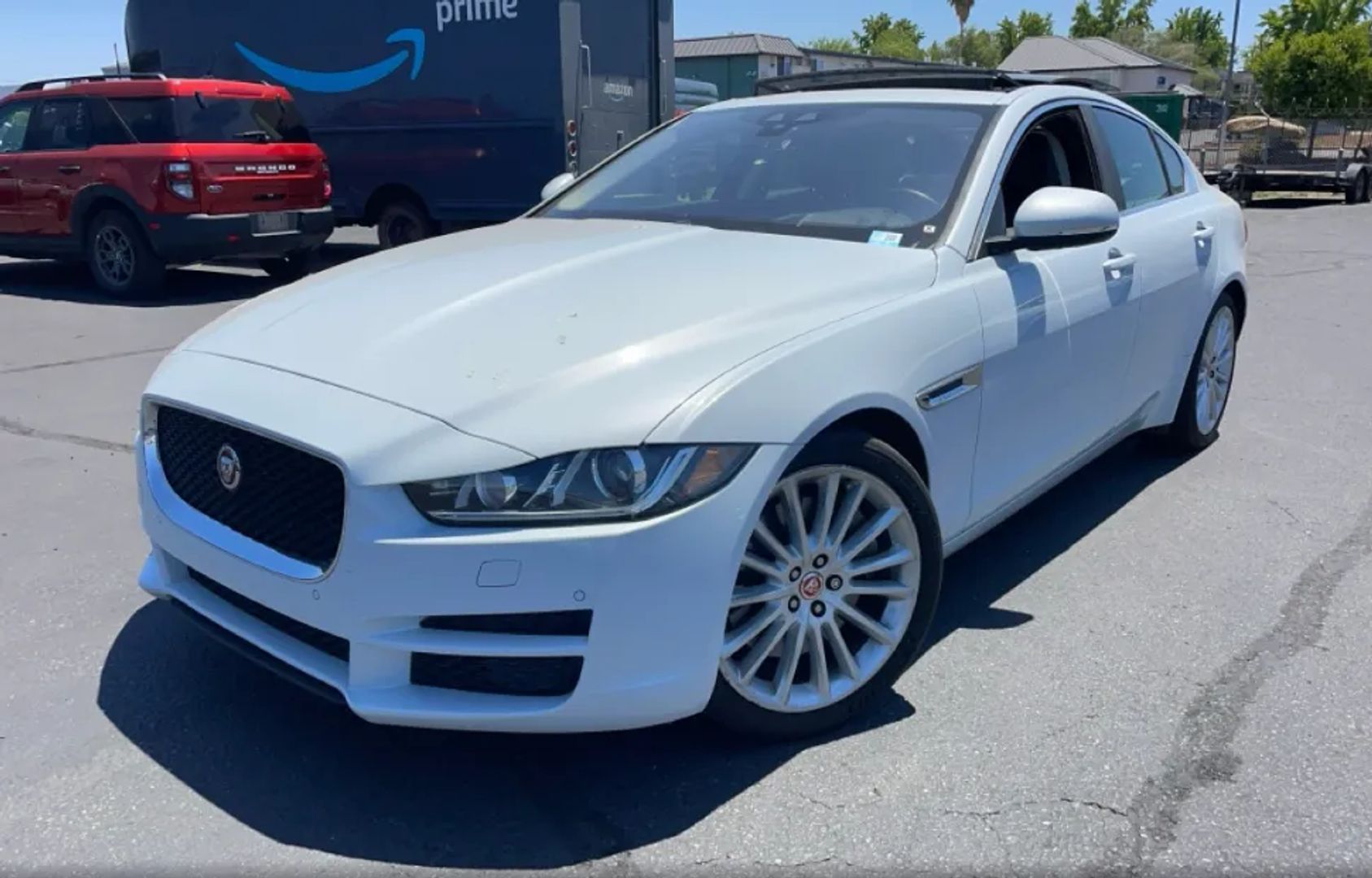 2017 Jaguar XE