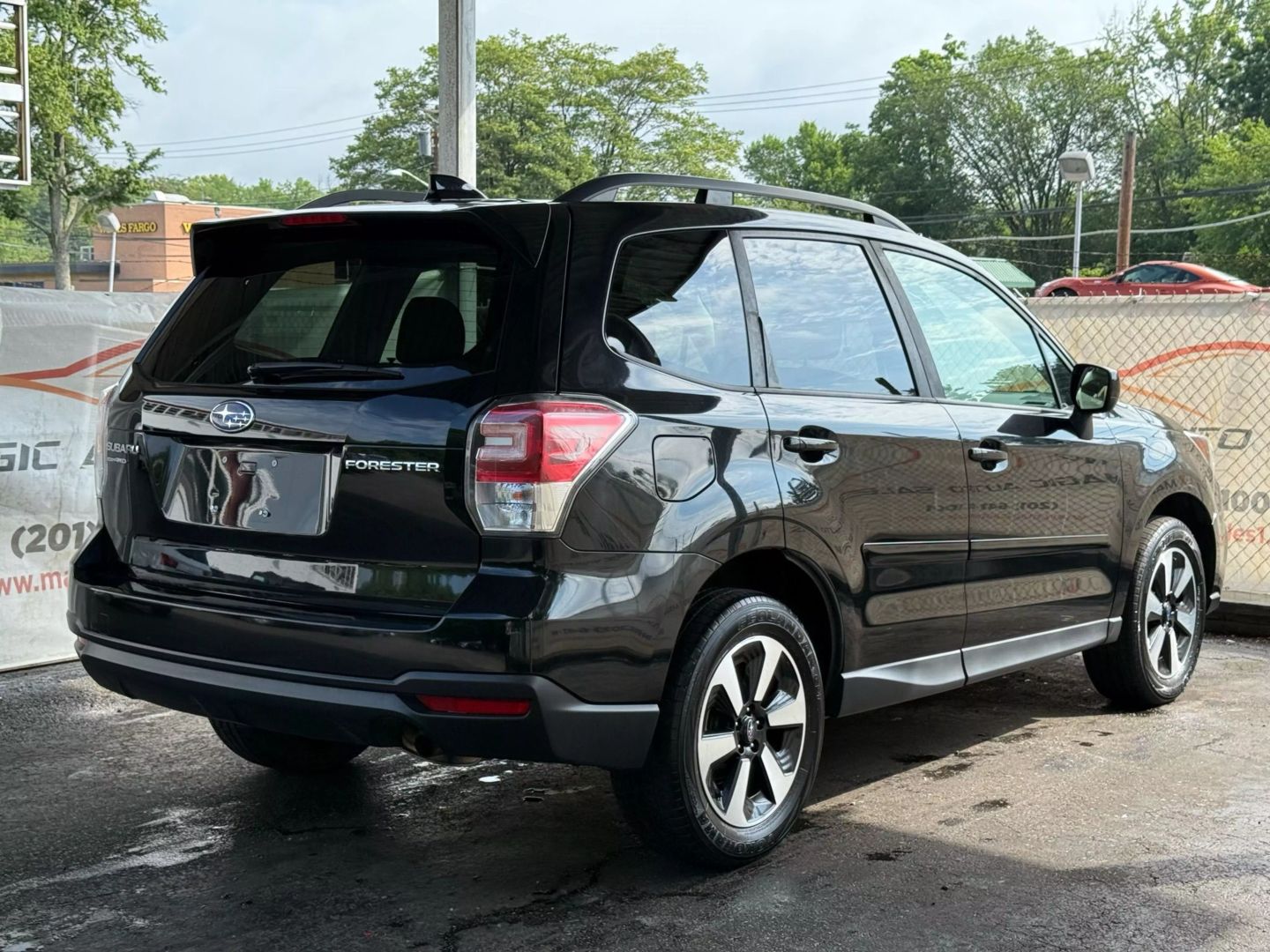 2018 Subaru Forester - Image 11